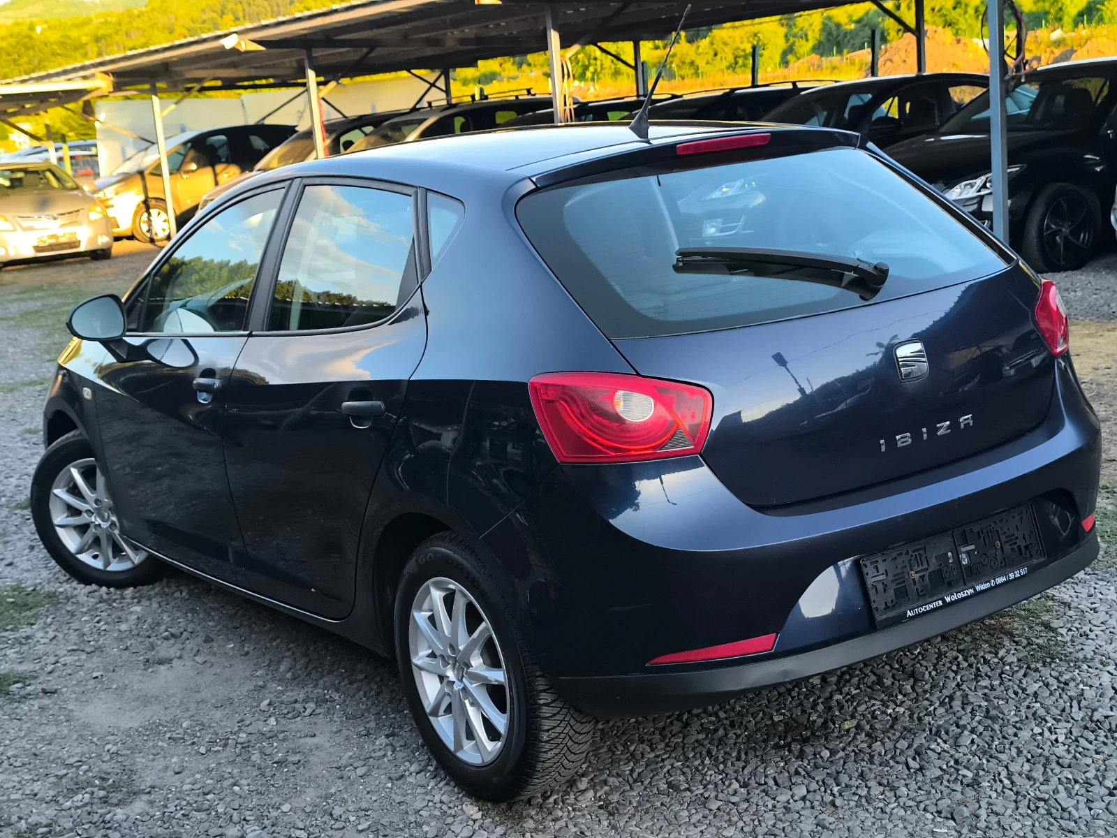 Seat Ibiza -1.4i-85кс(старият двигател)-КЛИМАТИК-EURO 5 !!!, снимка 5 - Автомобили и джипове - 55242008