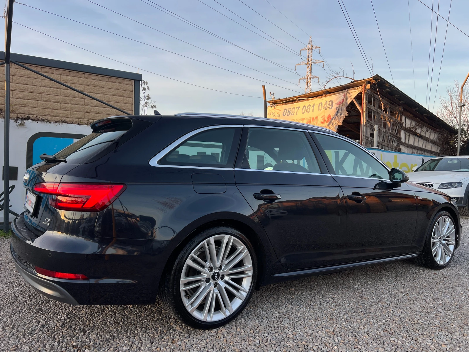 Audi A4 3.0TDI QUATTRO/S-LINE/HEAD UP/LED/РЕАЛЕН ПРОБЕГ, снимка 4 - Автомобили и джипове - 55407135