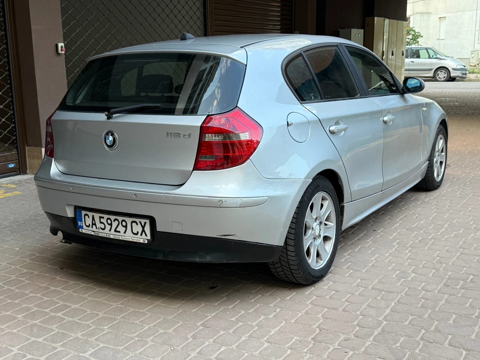 BMW 118 Dizel, снимка 6 - Автомобили и джипове - 55569660
