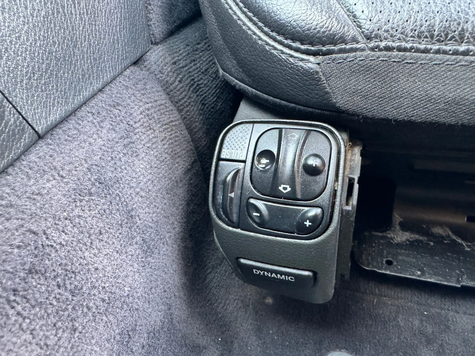 Mercedes-Benz E 320 ELEGANCE, снимка 8 - Автомобили и джипове - 55589481