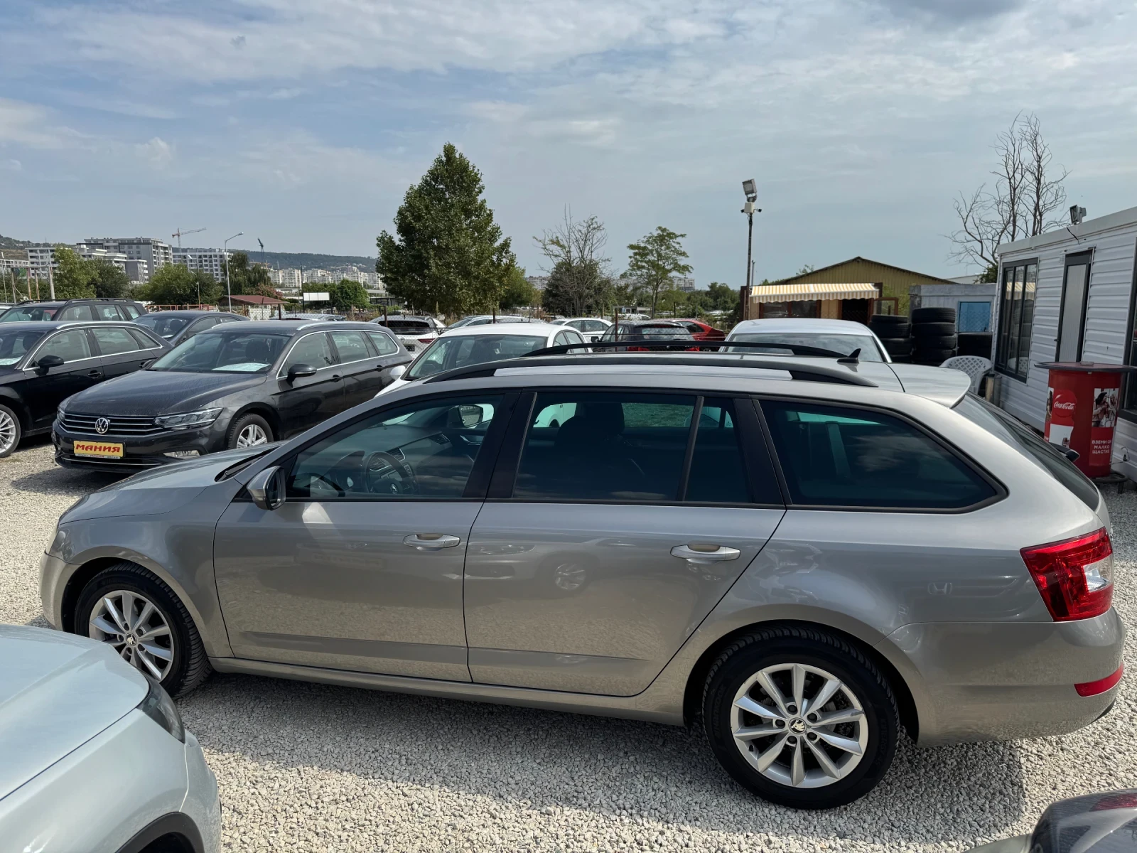 Skoda Octavia 1.6 TDI DSG, снимка 6 - Автомобили и джипове - 55938475