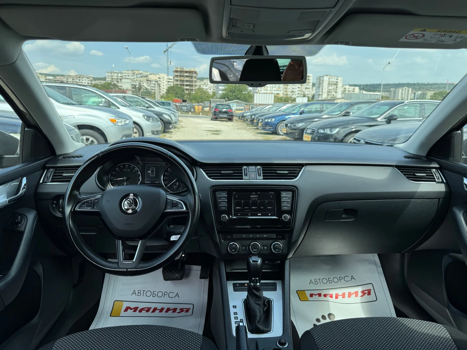 Skoda Octavia 1.6 TDI DSG, снимка 9 - Автомобили и джипове - 55938475