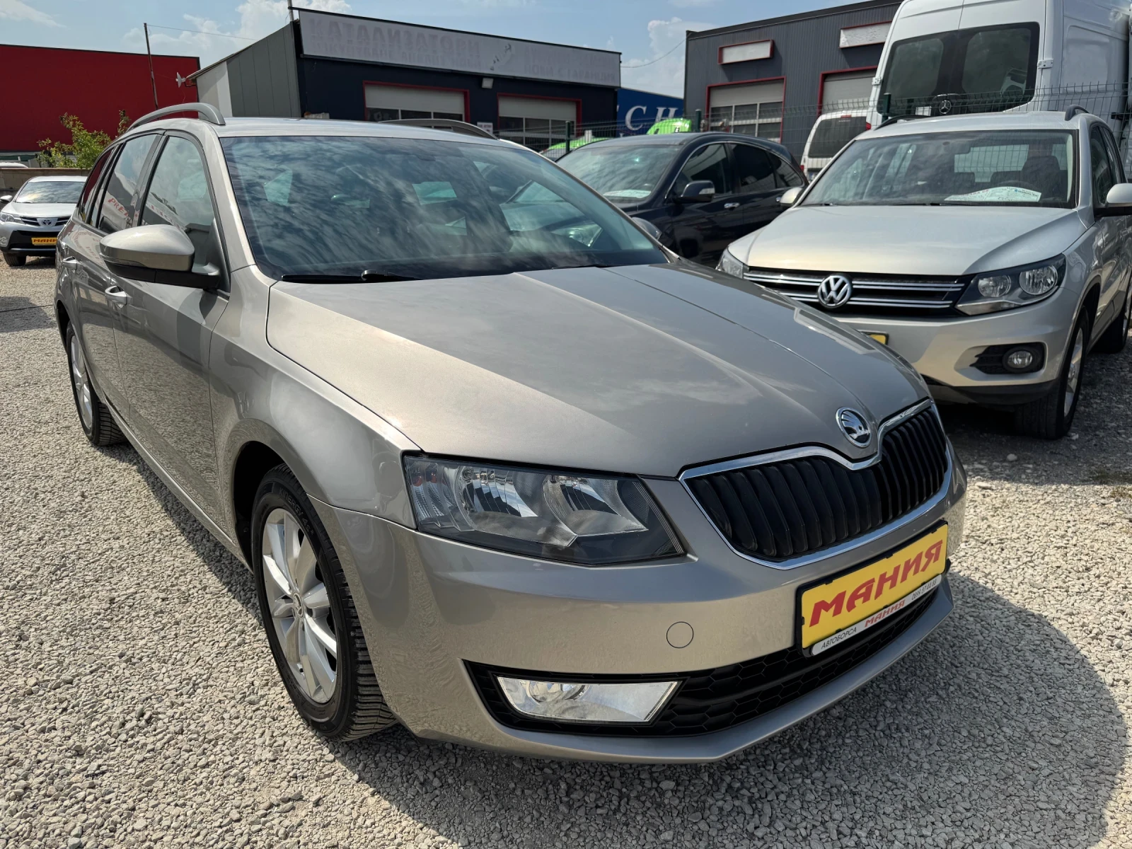 Skoda Octavia 1.6 TDI DSG, снимка 3 - Автомобили и джипове - 55938475