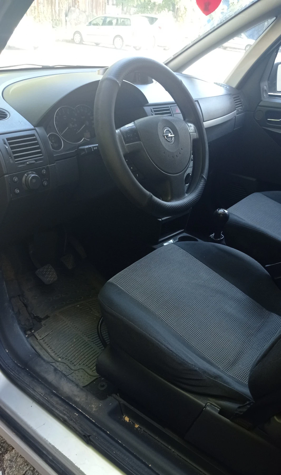Opel Meriva, снимка 6 - Автомобили и джипове - 55993720