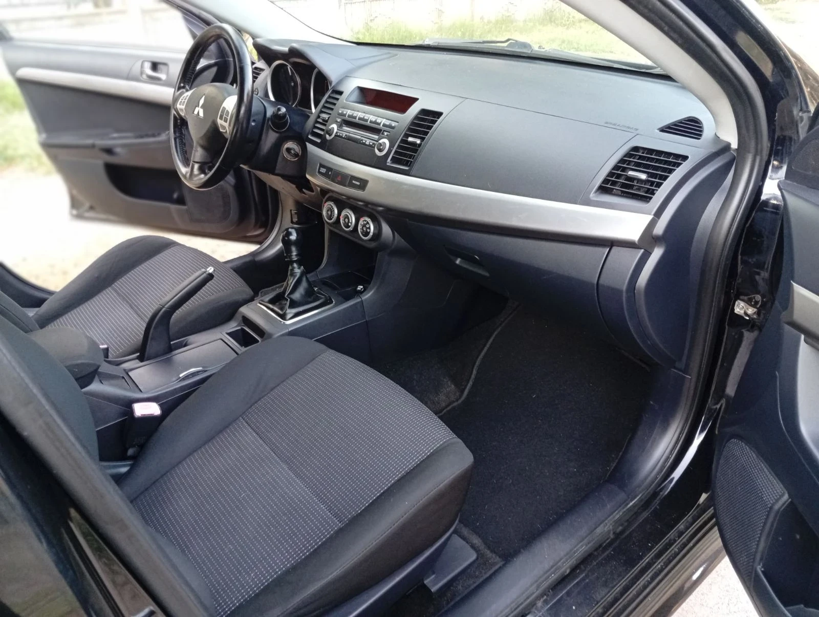 Mitsubishi Lancer 2.0 DID, снимка 9 - Автомобили и джипове - 56299571