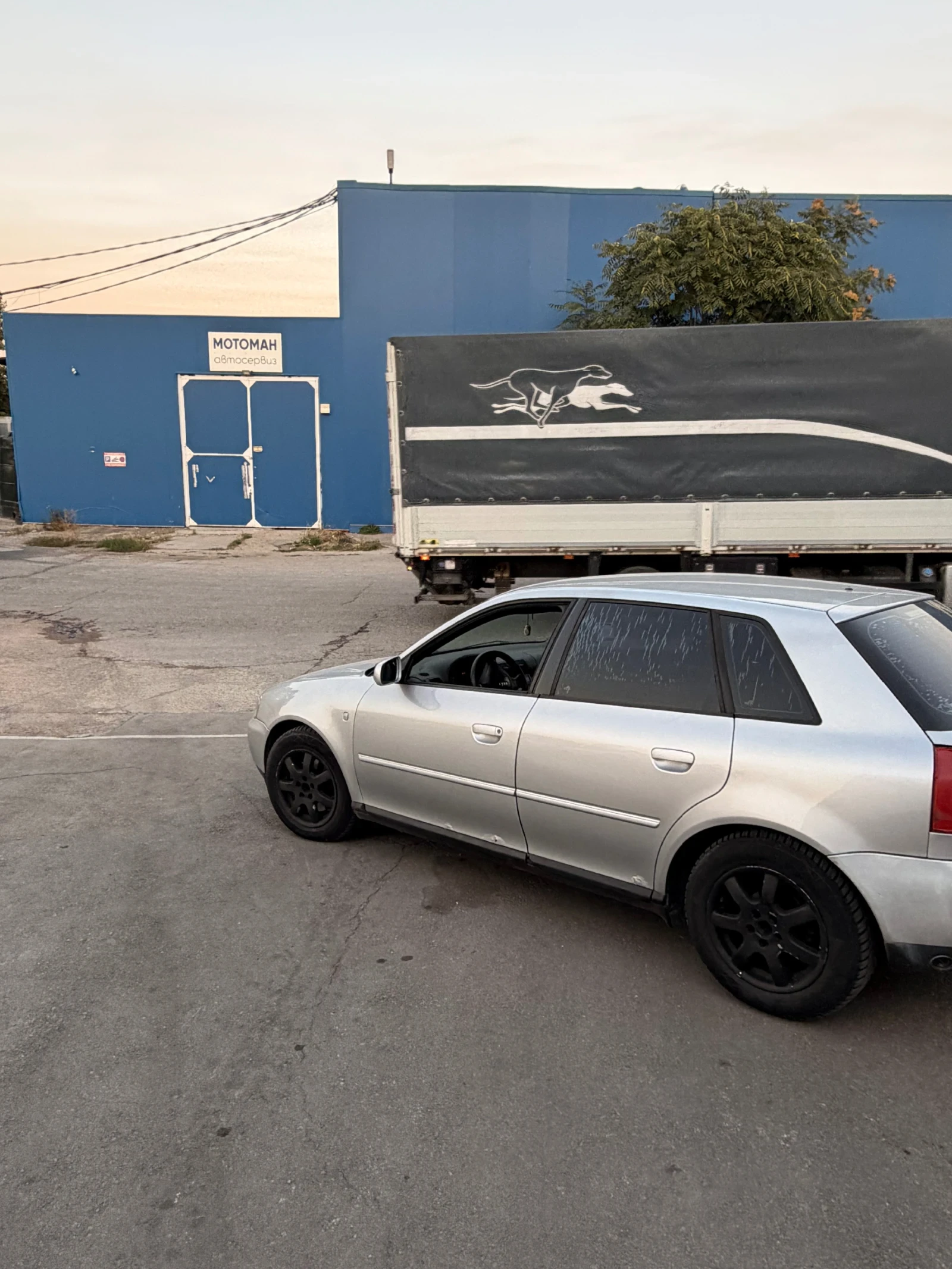 Audi A3 1.8T Quattro 6MT, снимка 4 - Автомобили и джипове - 56551463