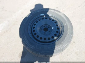 Jeep Cherokee 3.2l Limited - 9300 € / 18189.22 лв. - 36821792 12