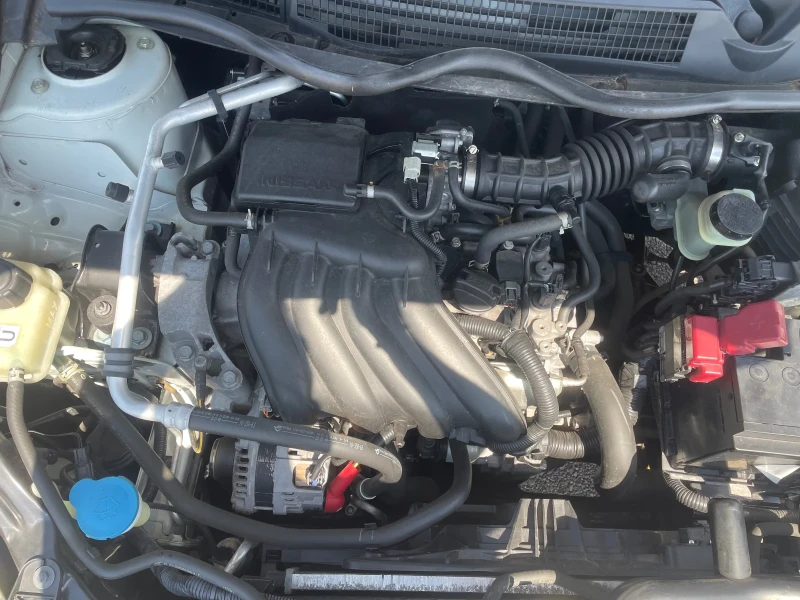 Nissan Qashqai 1.6 BENZIN , 117 коня, FACELIFT, снимка 7 - Автомобили и джипове - 51392296