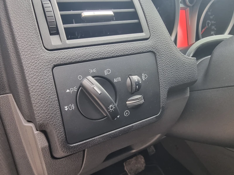 Ford Kuga 2.0 TDCI 4X4, снимка 13 - Автомобили и джипове - 53072449