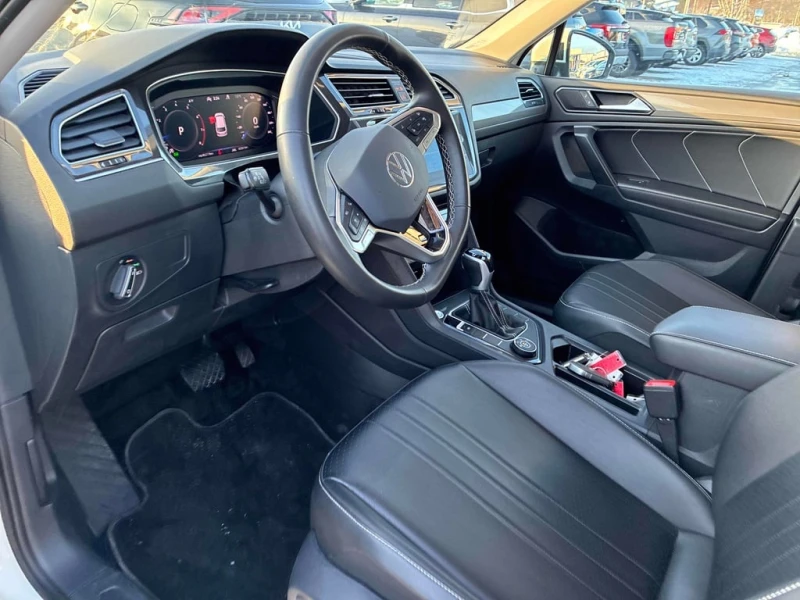 VW Tiguan * Comfortline * CARFAX * БЕЗ ПЪРВОНАЧАЛНА ВНОСКА, снимка 5 - Автомобили и джипове - 53079016