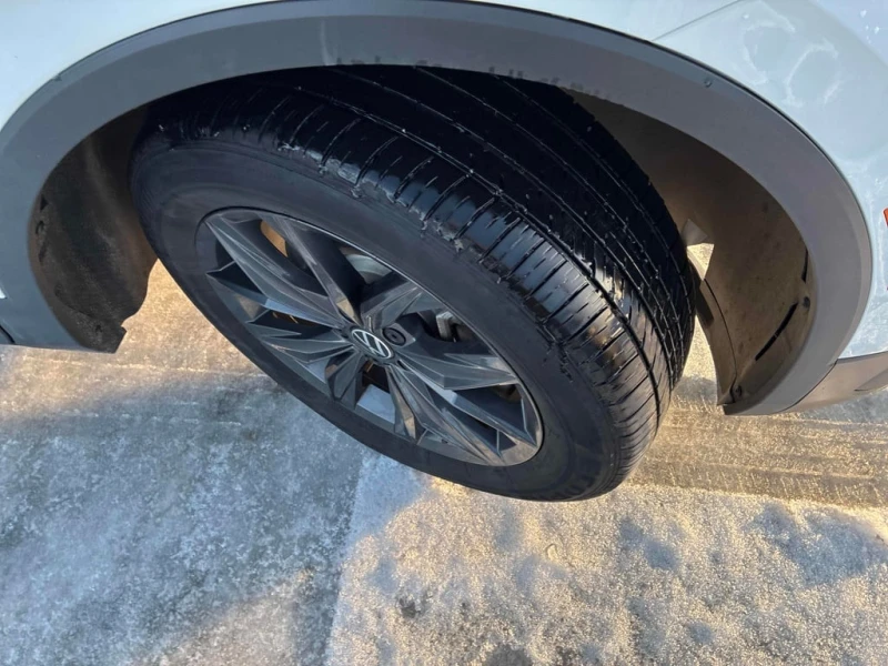 VW Tiguan * Comfortline * CARFAX * БЕЗ ПЪРВОНАЧАЛНА ВНОСКА, снимка 7 - Автомобили и джипове - 53079016