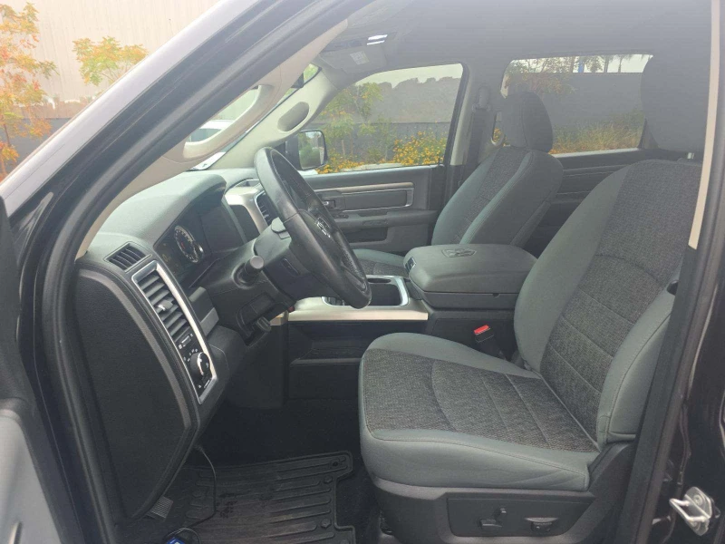 Dodge RAM 1500, снимка 6 - Автомобили и джипове - 53275020