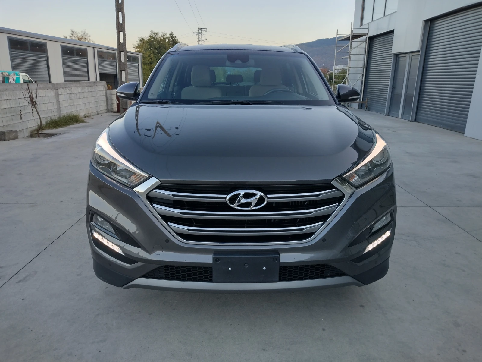 Hyundai Tucson 1.7 CRDI* Нави* Камера* Keyless* Подгрев*  - изображение 8