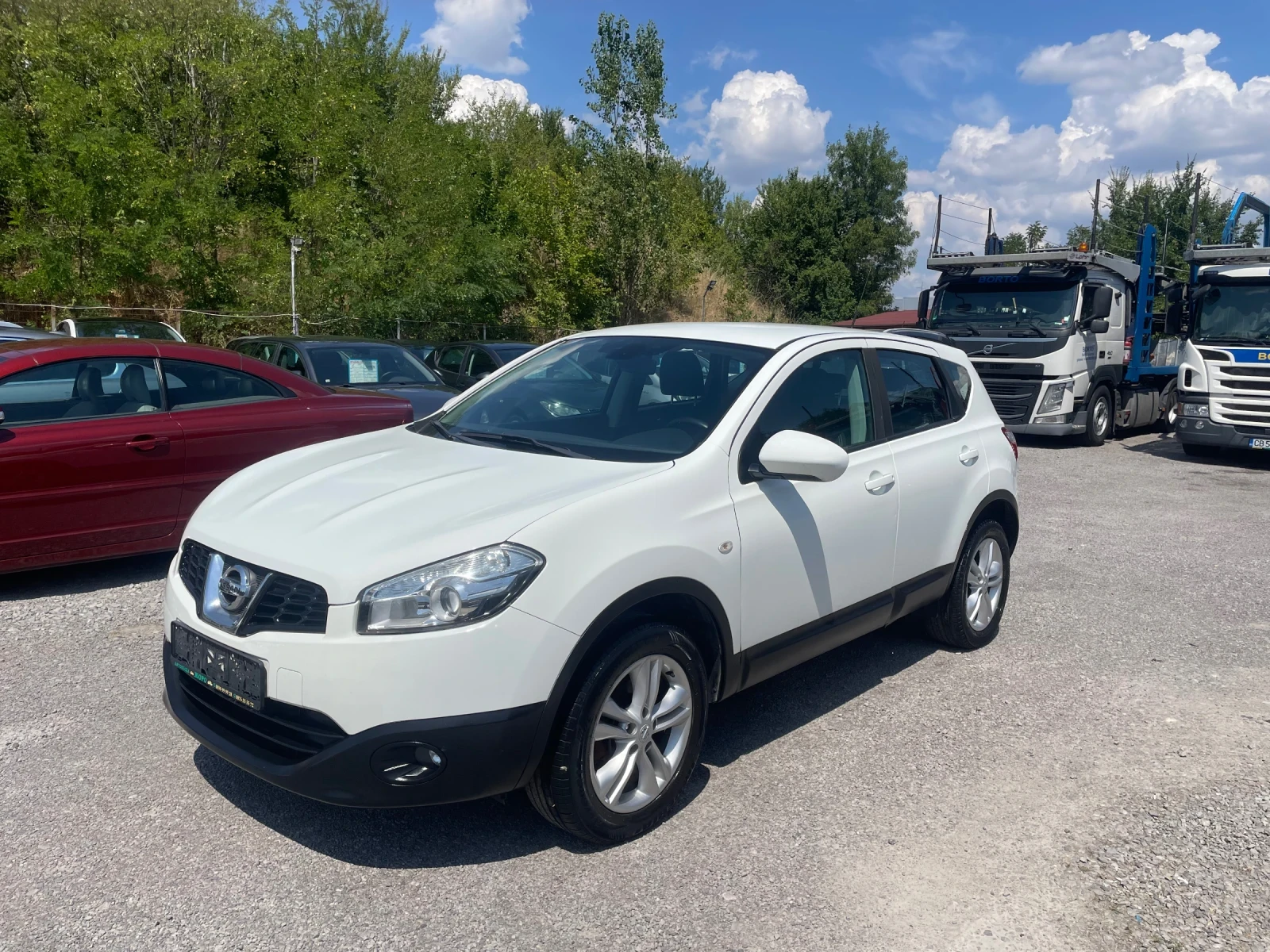 Nissan Qashqai 1.6 BENZIN , 117 коня, FACELIFT - изображение 2