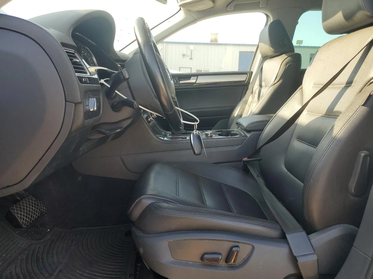 VW Touareg VR6 Sport - изображение 7