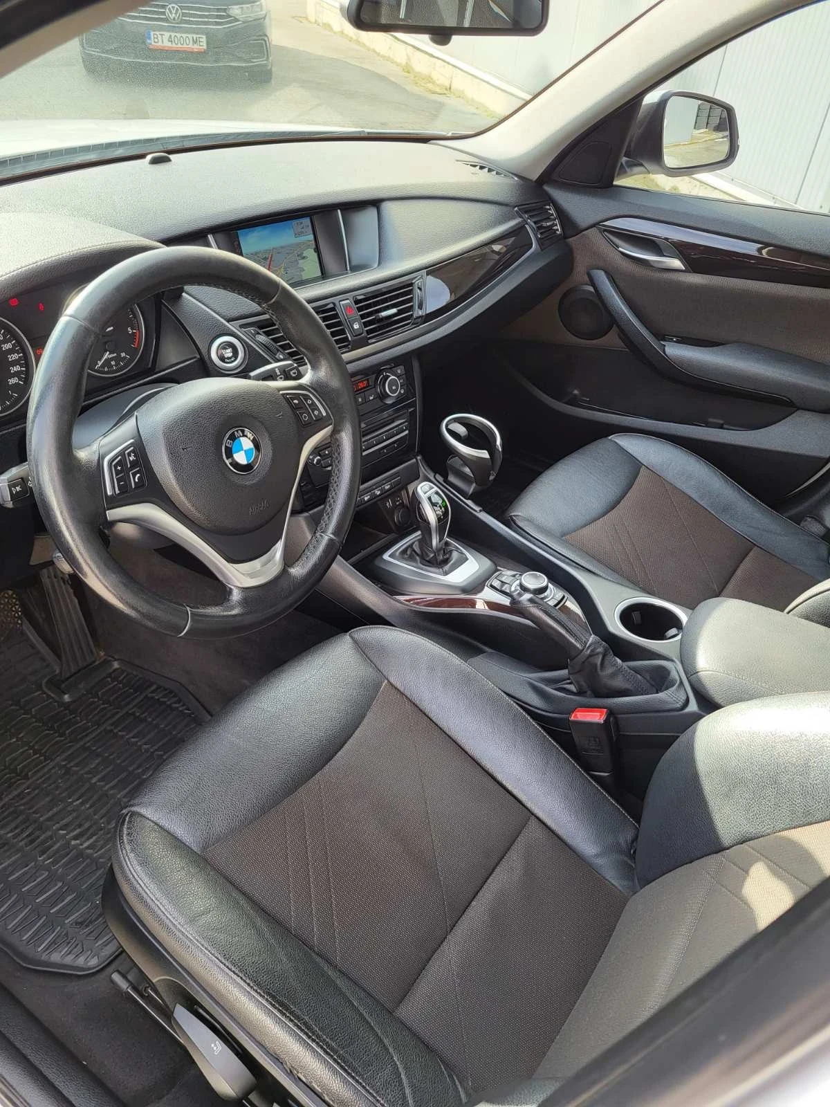 BMW X1 320d, снимка 9 - Автомобили и джипове - 53751318