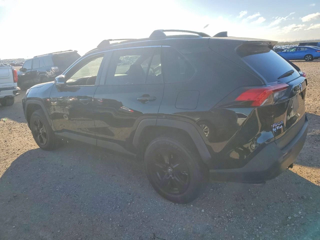 Toyota Rav4 XLE, снимка 4 - Автомобили и джипове - 53961720