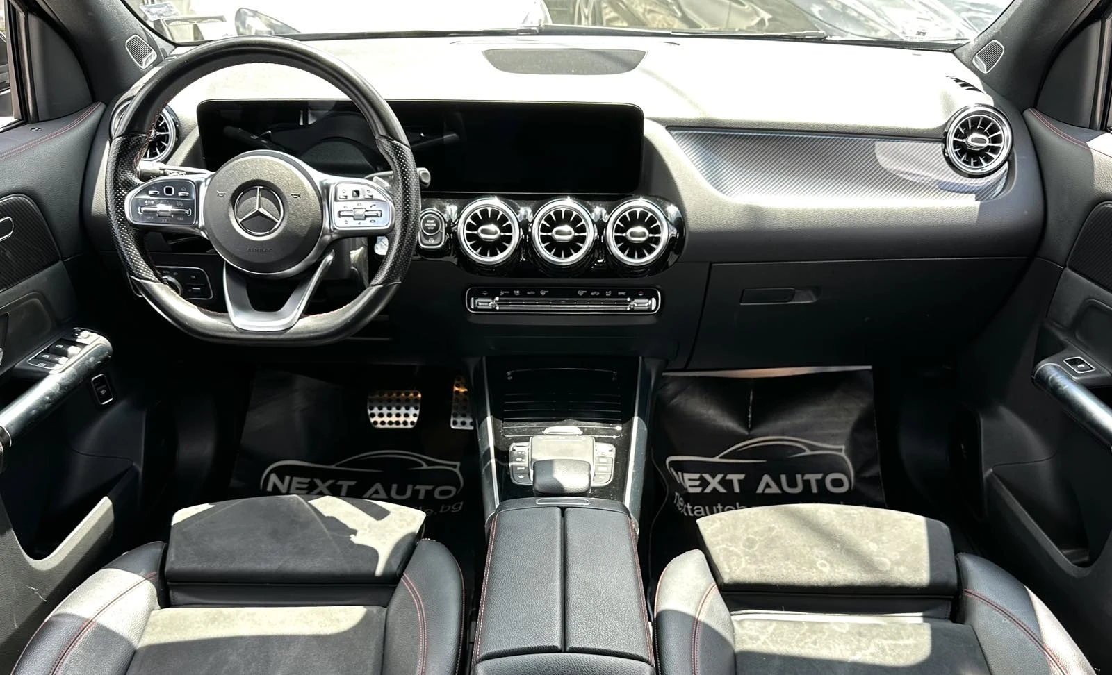 Mercedes-Benz GLA 220 2.0D 190HP 4MATIC AMG LINE BURMESTER EU6D, снимка 9 - Автомобили и джипове - 54679606