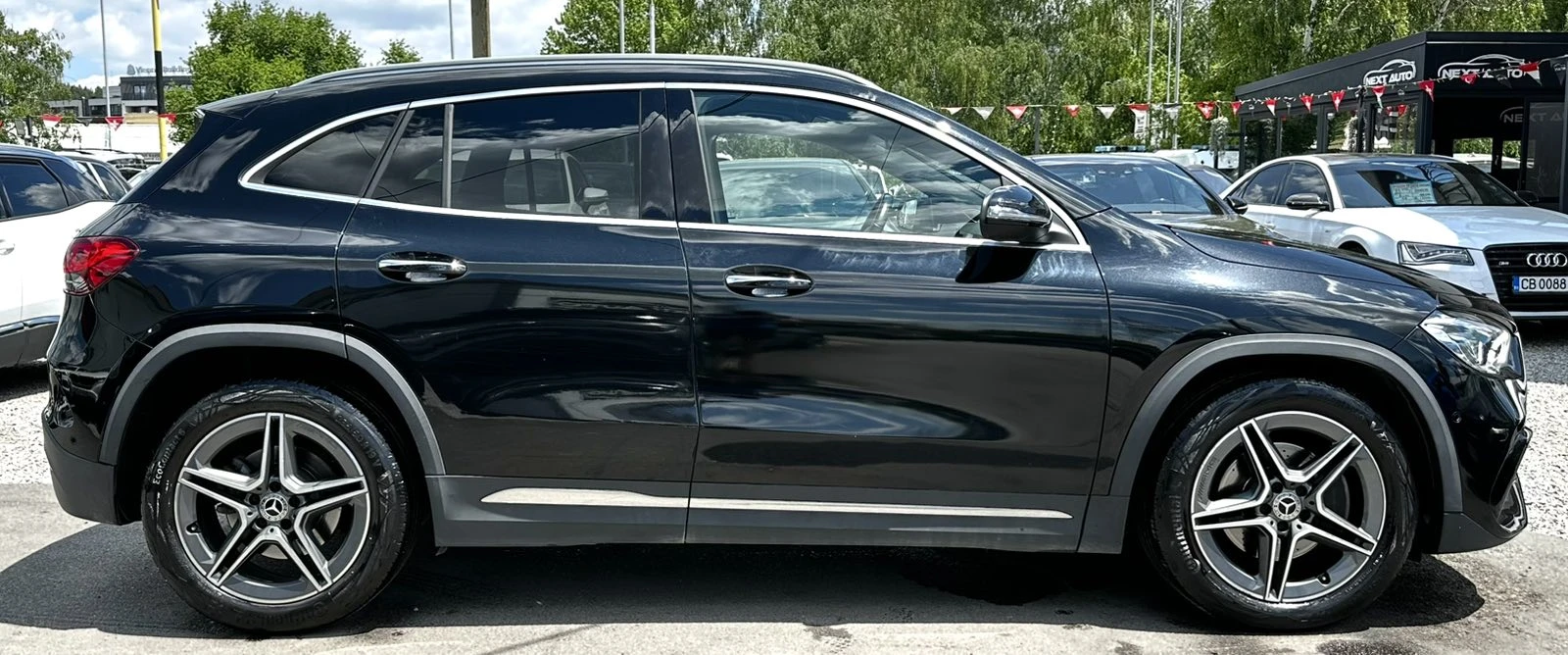 Mercedes-Benz GLA 220 2.0D 190HP 4MATIC AMG LINE BURMESTER EU6D, снимка 4 - Автомобили и джипове - 54679606
