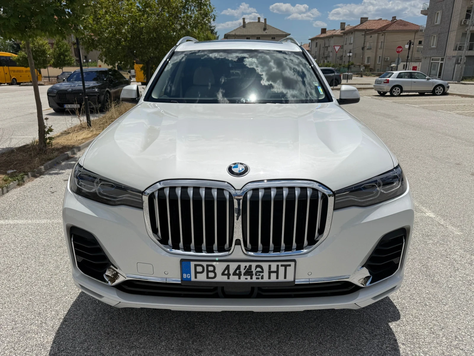 BMW X7 Luxury