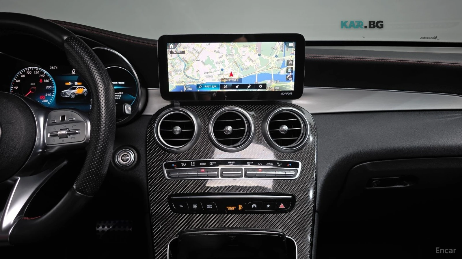 Mercedes-Benz GLC 43 AMG 4MATIC/DRIVE-ASSISTS/SUNROOF, снимка 9 - Автомобили и джипове - 55897195