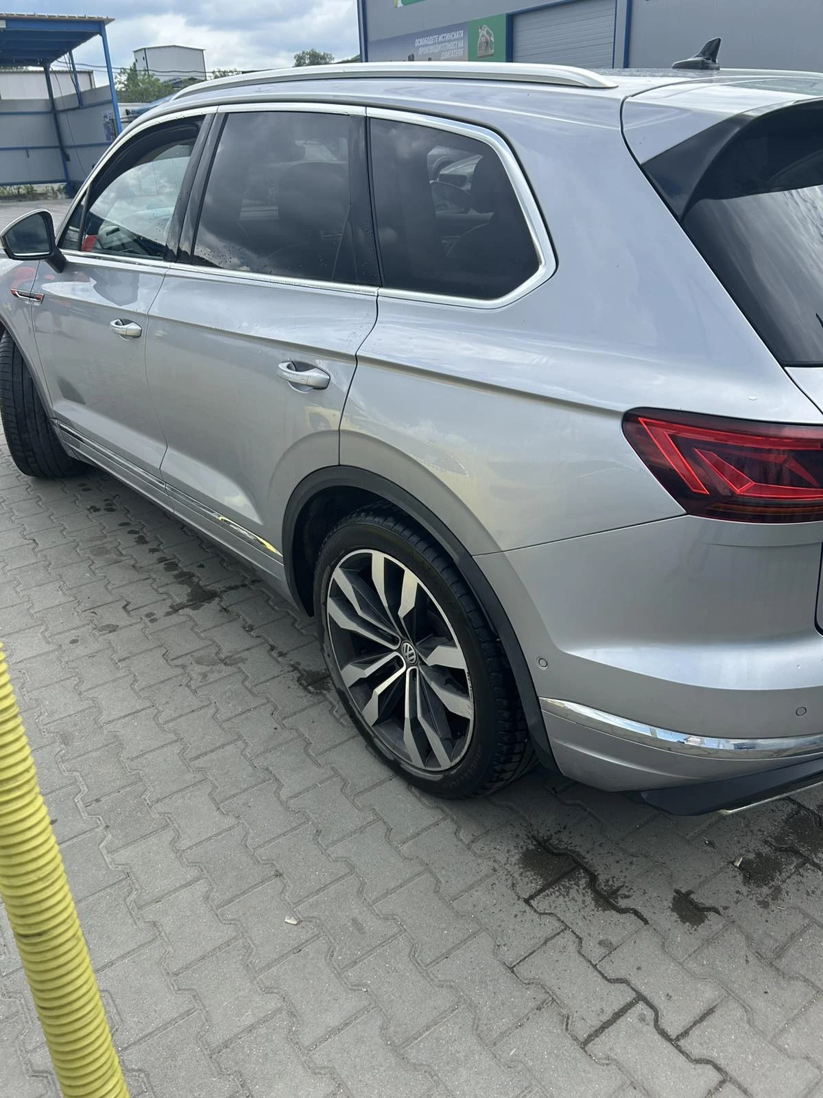 VW Touareg 3.0 TDI V6, снимка 13 - Автомобили и джипове - 55983065