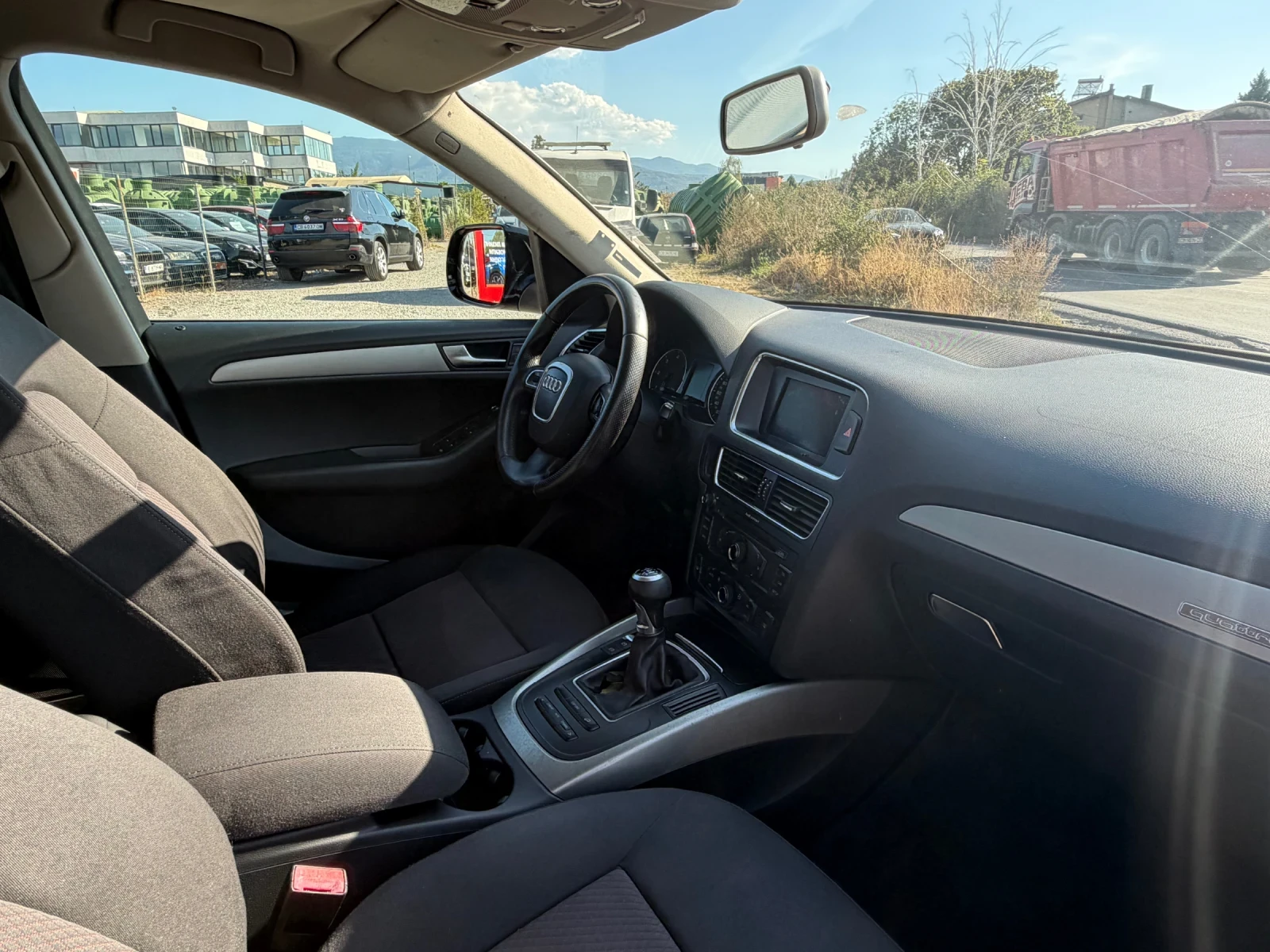 Audi Q5 СОБСТВЕН ЛИЗИНГ, снимка 11 - Автомобили и джипове - 56112336