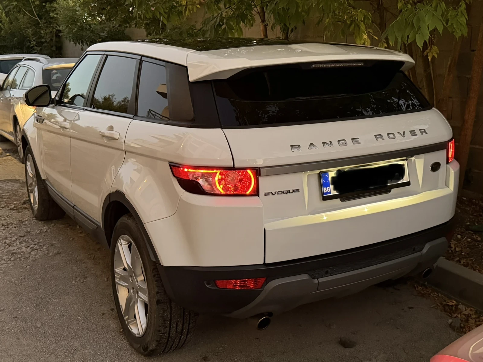 Land Rover Range Rover Evoque, снимка 3 - Автомобили и джипове - 56336062