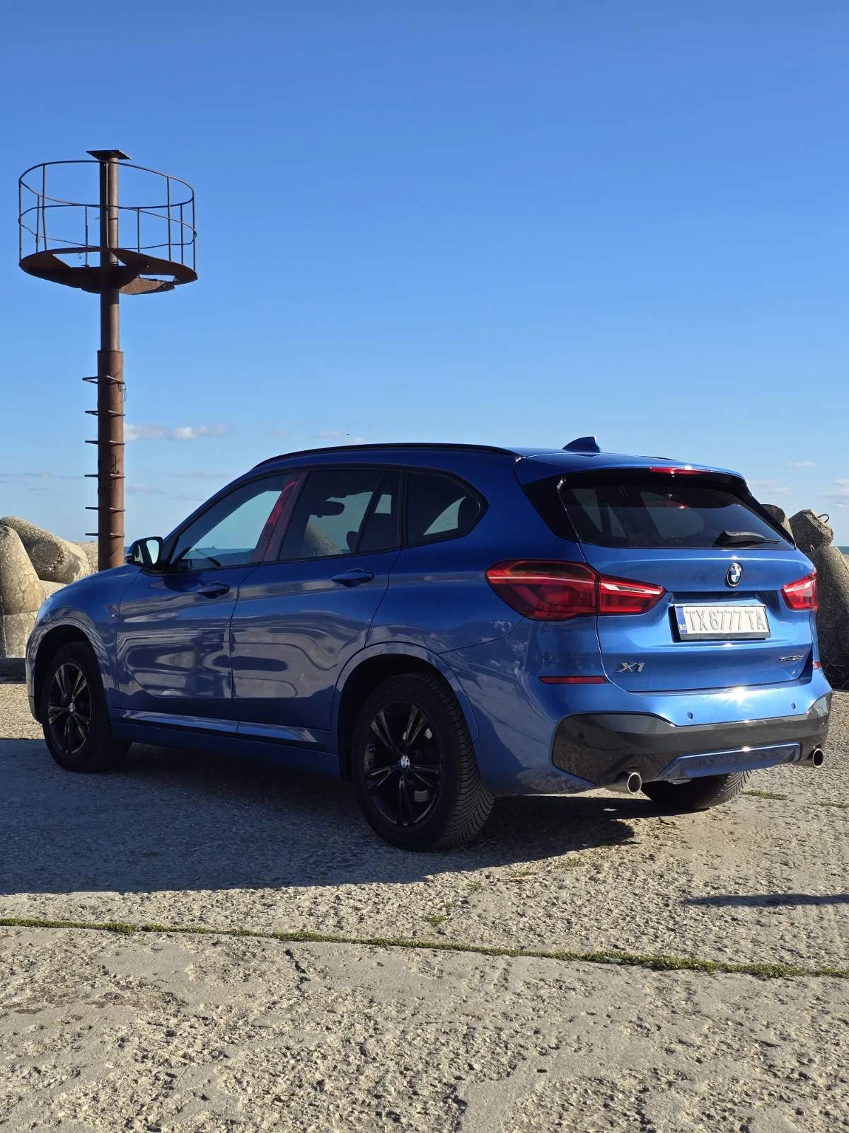 BMW X1, снимка 4 - Автомобили и джипове - 56339357