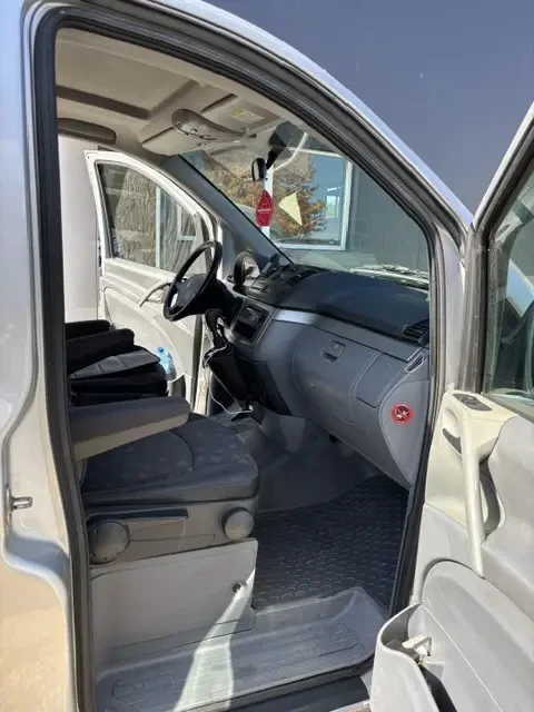 Mercedes-Benz Vito 115 CDI, снимка 6 - Бусове и автобуси - 56649128