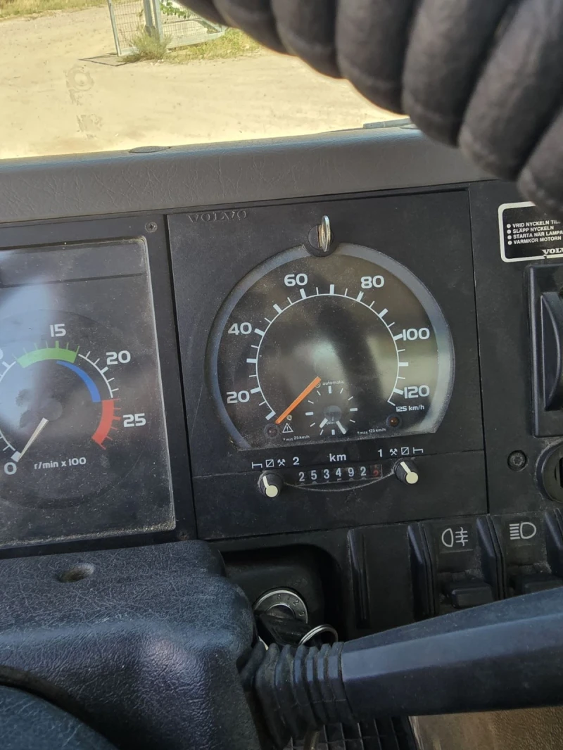 Volvo Fl12, снимка 9 - Камиони - 51500859