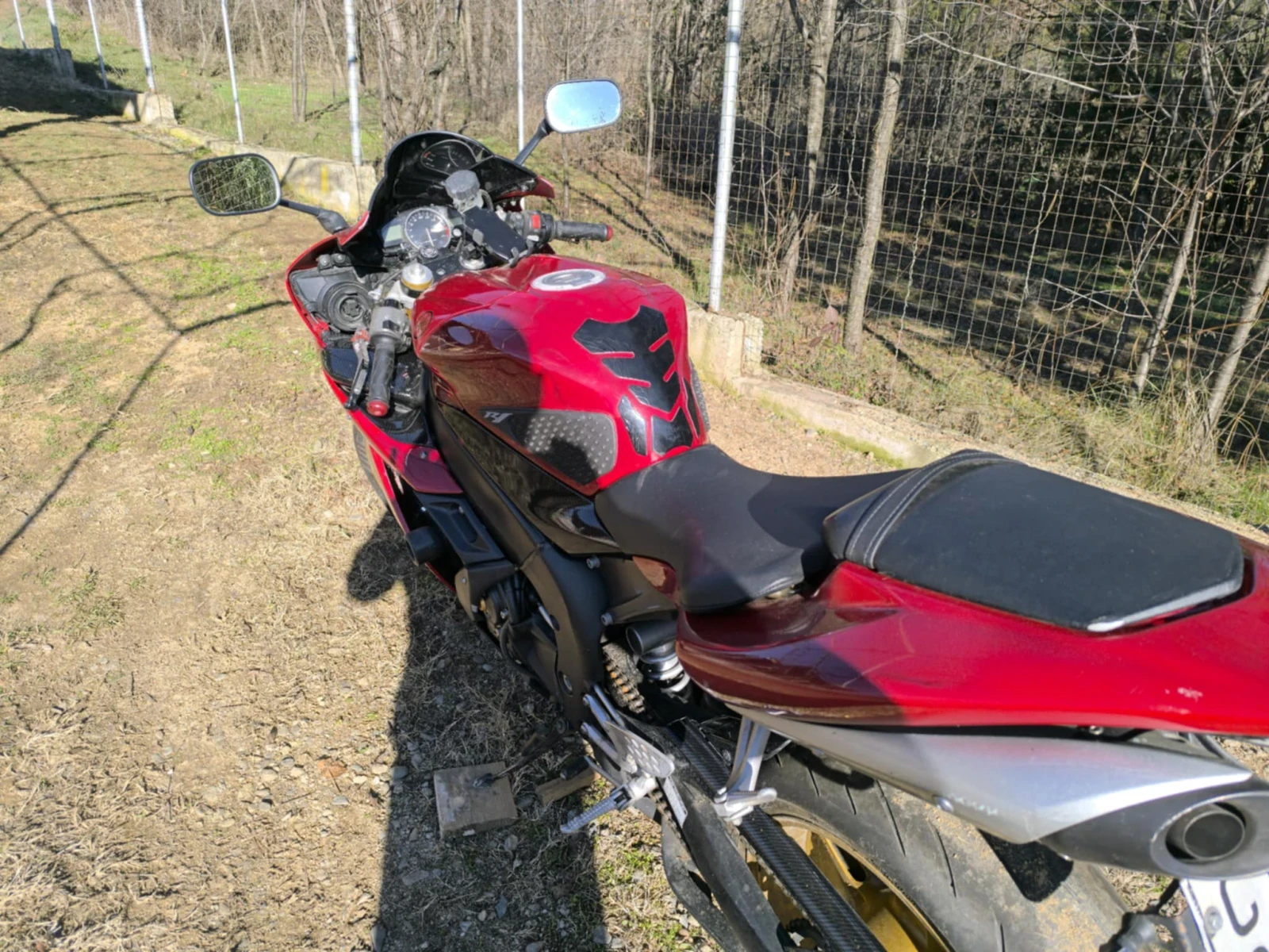Yamaha YZF-R1  - изображение 3