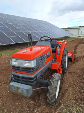 Трактор Kubota, снимка 7