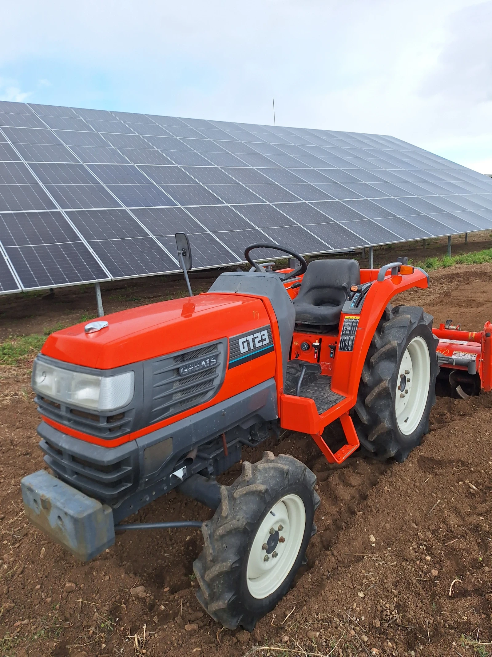 Трактор Kubota