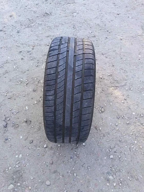 Гуми Всесезонни 245/45R18, снимка 9