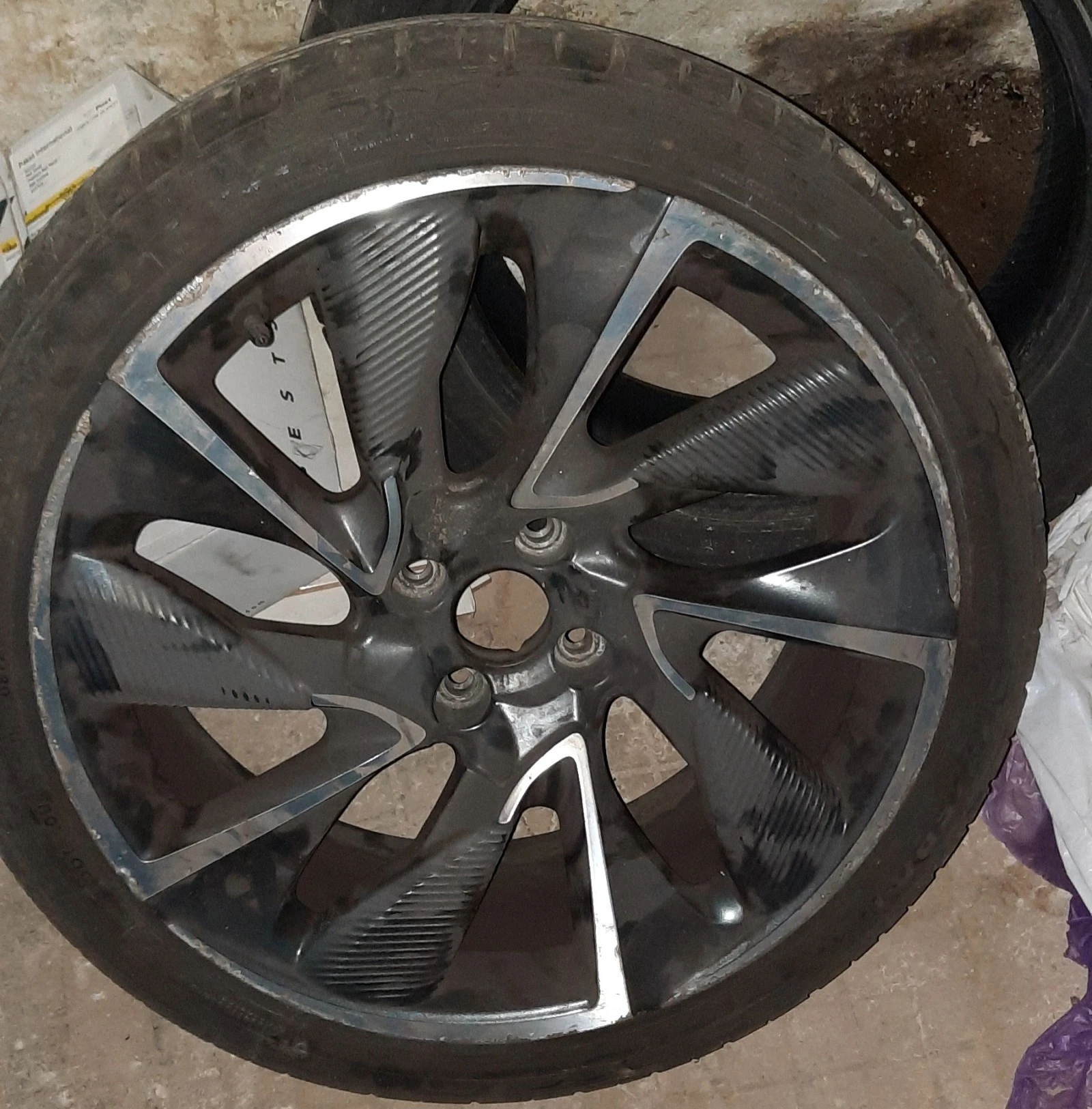    225/40R19  Citroen DS4 | Mobile.bg   3