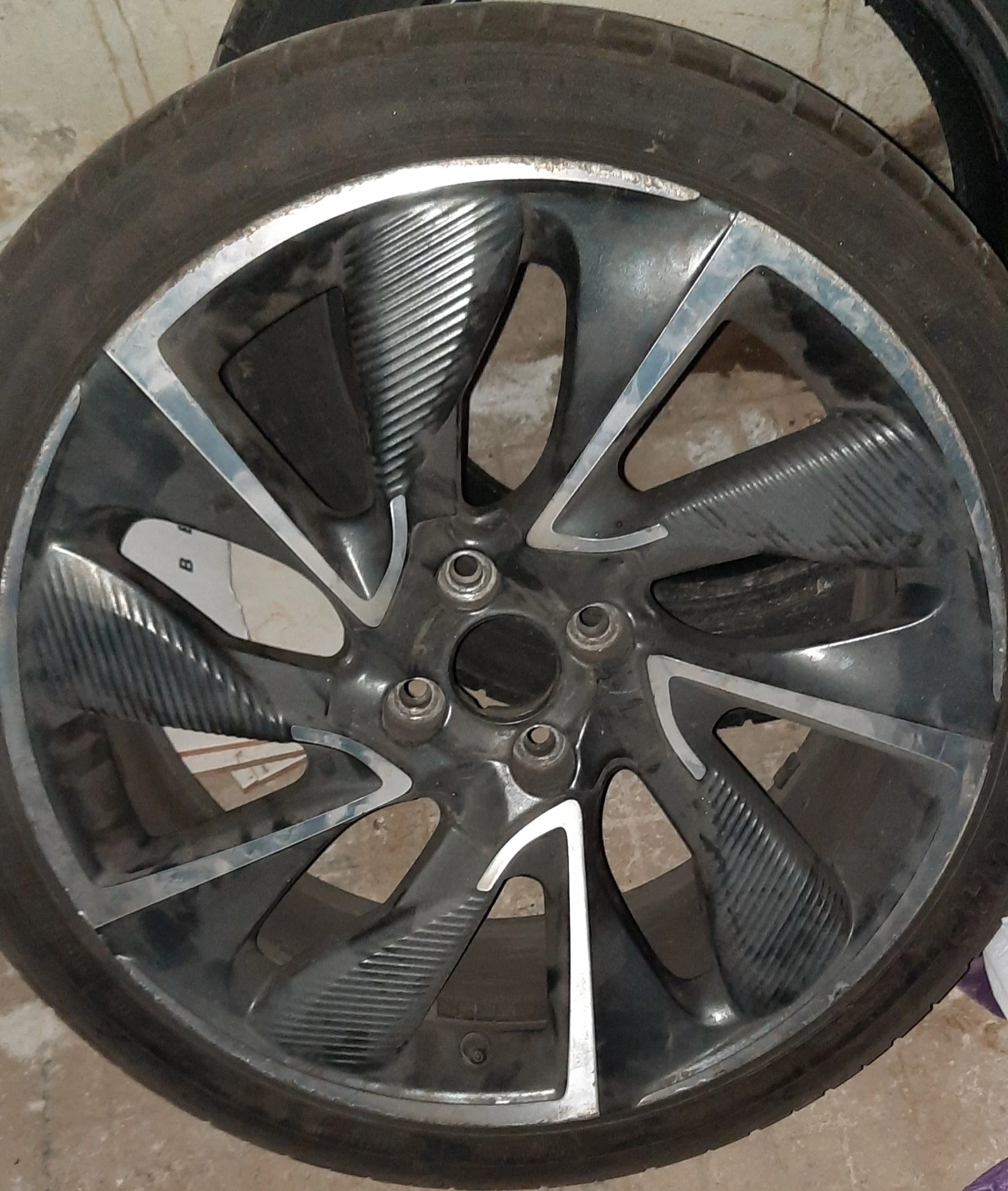    225/40R19  Citroen DS4 | Mobile.bg   4