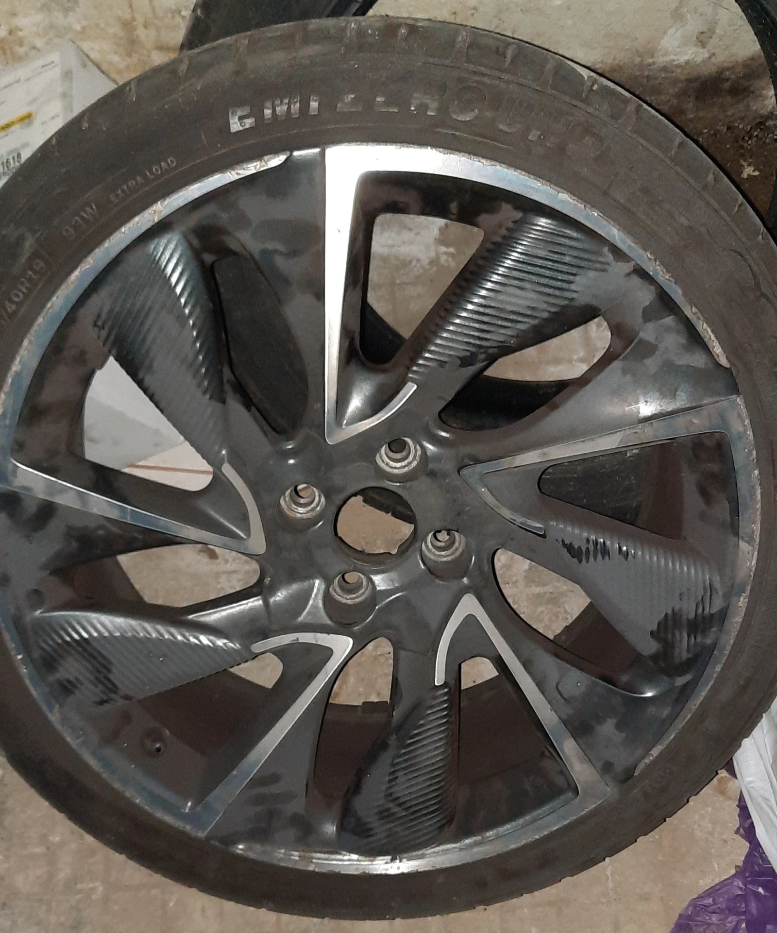    225/40R19  Citroen DS4 | Mobile.bg   5