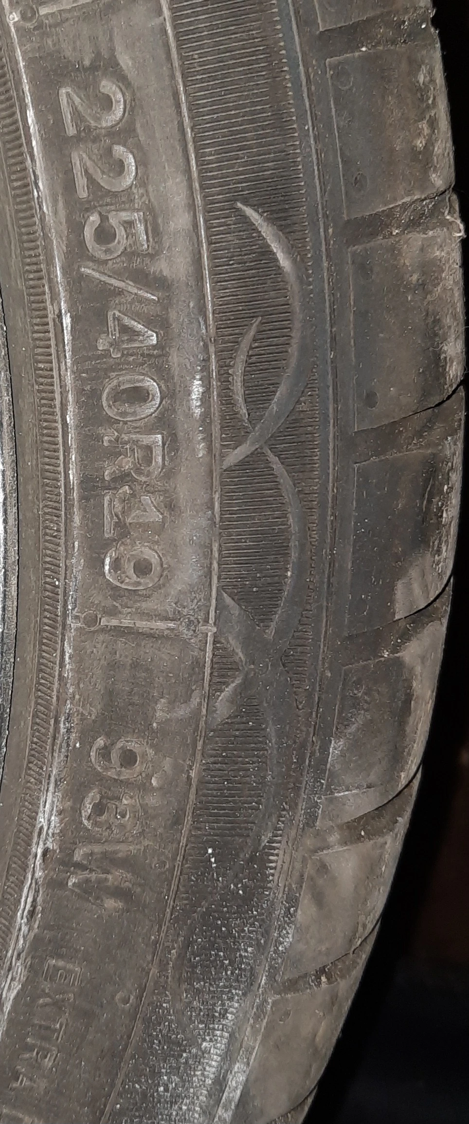    225/40R19  Citroen DS4 | Mobile.bg   9
