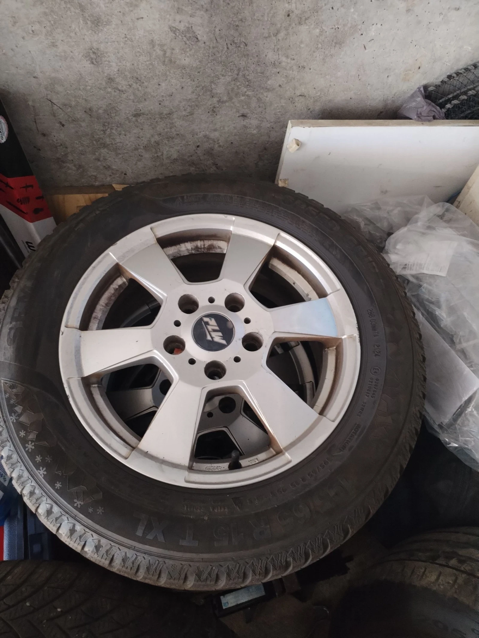 Гуми с джанти Semperit 195/65R15