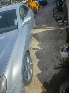 Mercedes-Benz CLS 350 219, снимка 2