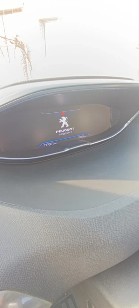 Peugeot 3008 1.5, снимка 8