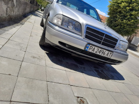 Mercedes-Benz C 250, снимка 2 - Автомобили и джипове - 45578868