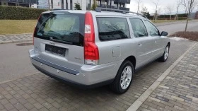     Volvo V70 2.4i 