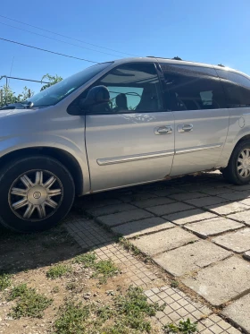 Chrysler Town and Country | Mobile.bg    6