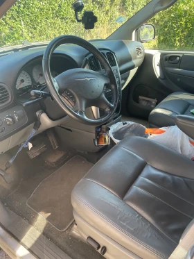 Chrysler Town and Country | Mobile.bg    9