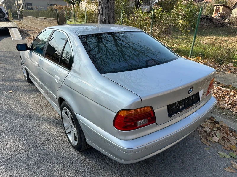 BMW 530 3.0D Facelift, снимка 2 - Автомобили и джипове - 48159806