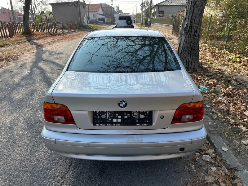 BMW 530 3.0D Facelift, снимка 8 - Автомобили и джипове - 48159806