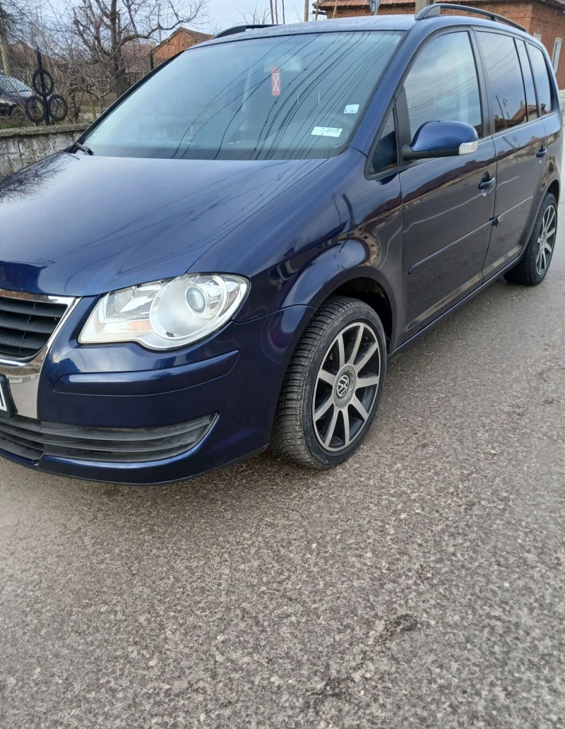 VW Touran, снимка 1 - Автомобили и джипове - 49422366