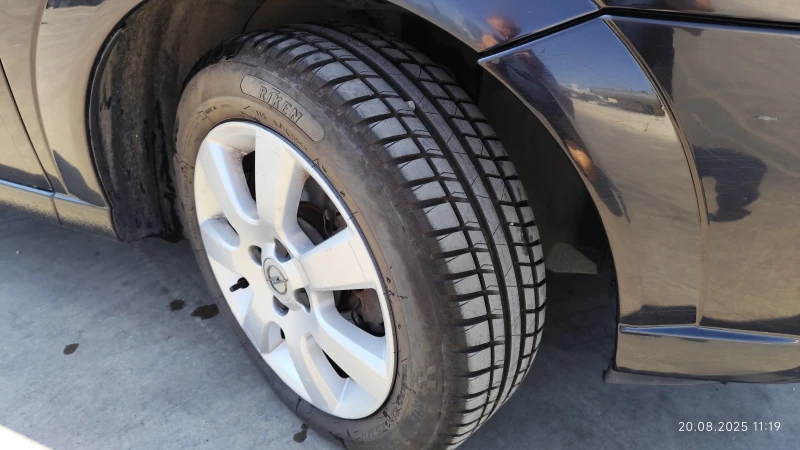 Opel Meriva, снимка 12 - Автомобили и джипове - 52264835